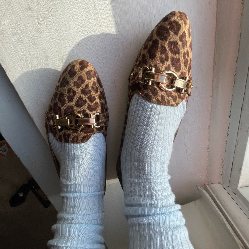 Preppy 🐆 Leopard loafers 👞 with Gold Buckle detail⚜️